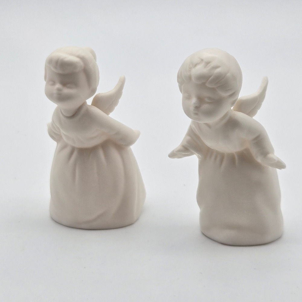 Schmid Bros Angel Figurines Set 2 White Bisque Porcelain Kissing Cherubs Japan